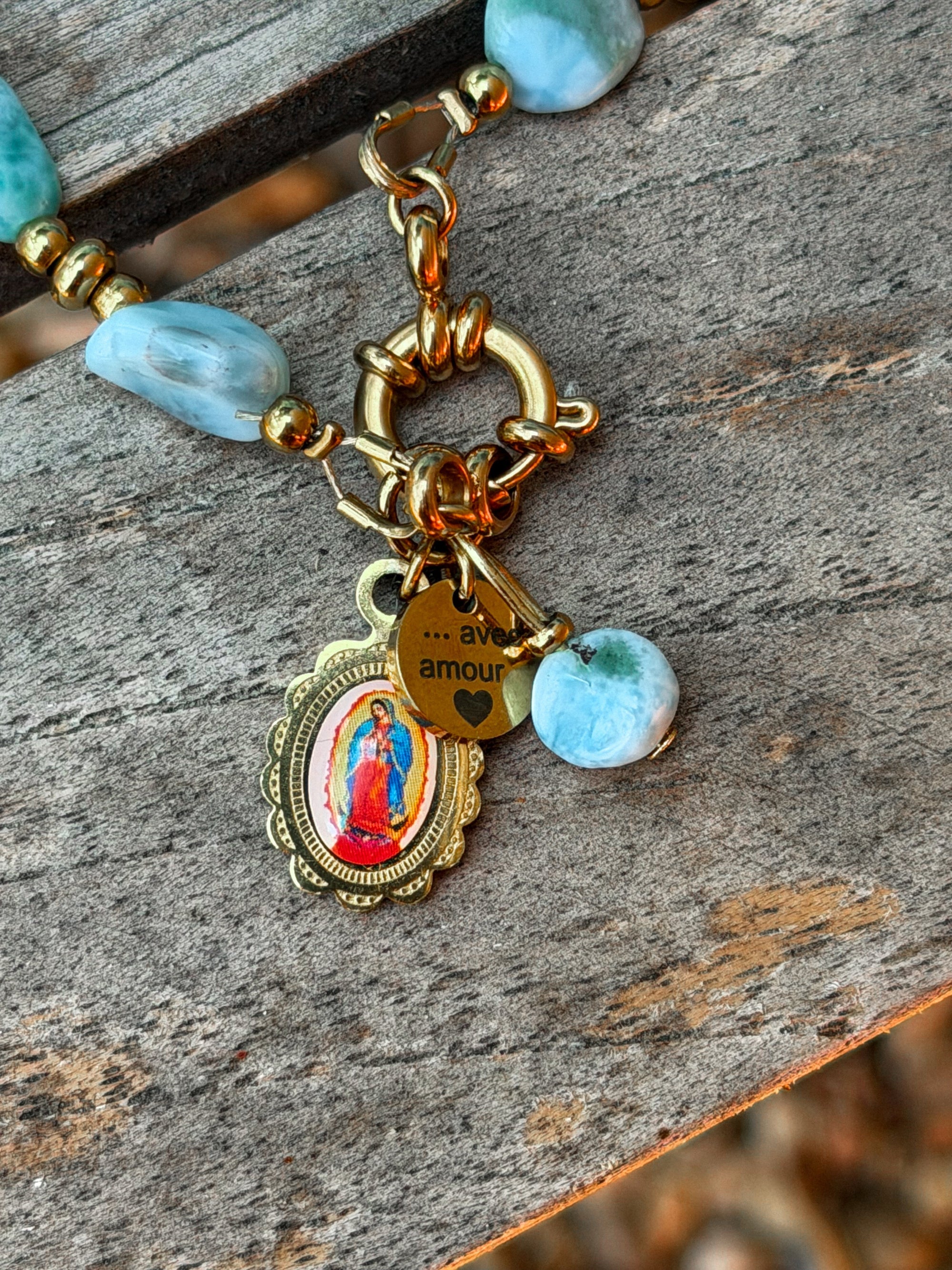  Notre-Dame de Guadalupe est l’une des représentations mariales les plus vénérées au monde, particulièrement en Amérique latine. 