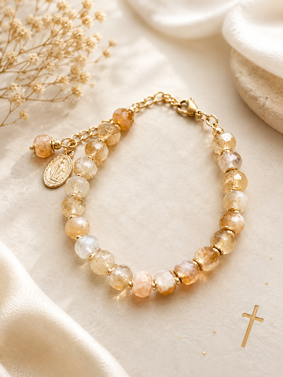 Bracelet Grâce, citrine chauffée et médaille miraculeuse — Théra'Pierres, Golfe de Saint-Tropez