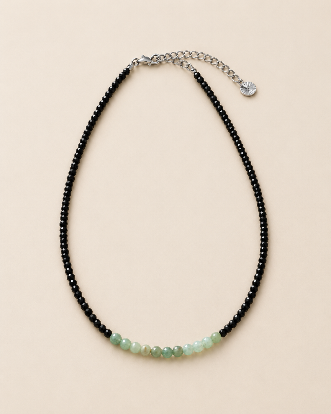 Collier Harmonia émeraude et spinelle — Théra'Pierres, Golfe de Saint-Tropez